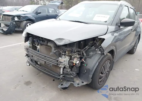 2019 Nissan Kicks S from USA, damaged, VIN 3N1CP5CU1KL540230
